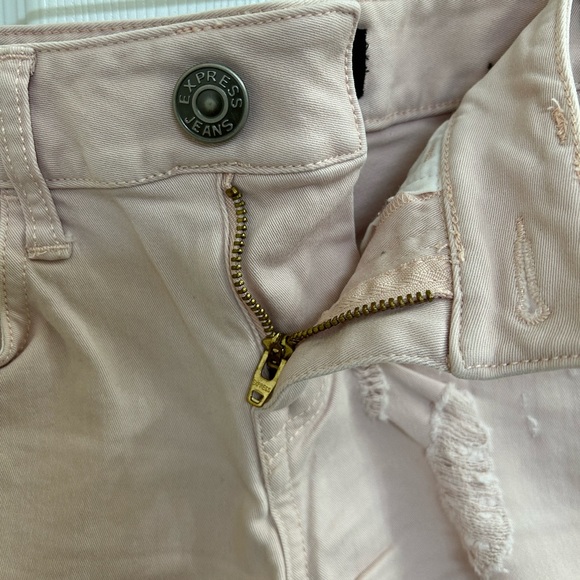 ✨BOGO FREE✨ Express Shorts Light Pink - Picture 5 of 8